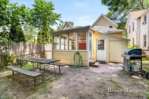 943 Prospect Ave NE, Grand Rapids, MI 49503 - Photo 17