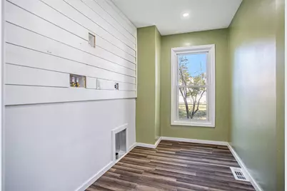 127 W Argyle Street, Jackson, MI 49202 - Photo 13