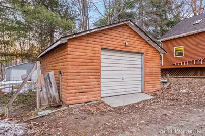 10352 N Athey Avenue, Harrison, MI 48625 - Photo 3