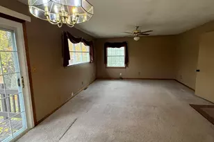 70954 Elkhart Rd, Edwardsburg, MI 49112 - Photo 5