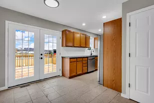 8373 S Stoney Lake Rd, Jackson, MI 49201 - Photo 15