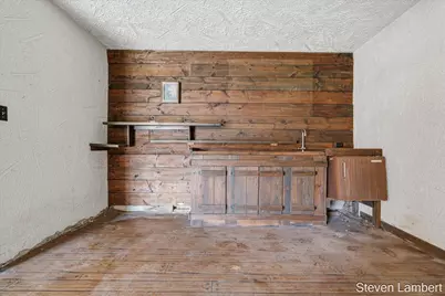 1306 W B Avenue, Plainwell, MI 49080 - Photo 35