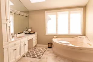 564 Lake Dr, Coldwater, MI 49036 - Photo 45