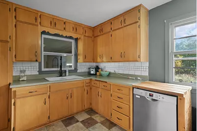 1919 Broadway, Benton Harbor, MI 49022 - Photo 7