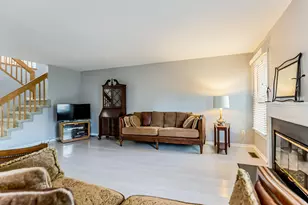 531 Liberty Pointe Dr, Ann Arbor, MI 48103 - Photo 7