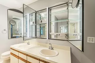 531 Liberty Pointe Dr, Ann Arbor, MI 48103 - Photo 25