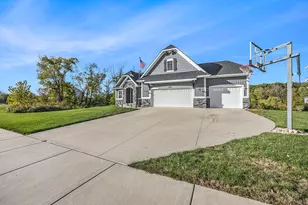 1835 Red Barn Rd, Hudsonville, MI 49426 - Photo 5