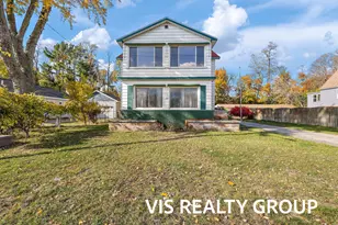 1854 Lake Ave, Muskegon, MI 49445 - Photo 7