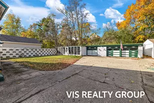 1854 Lake Ave, Muskegon, MI 49445 - Photo 11