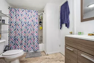 196 N Gardner Ave, Battle Creek, MI 49037 - Photo 3