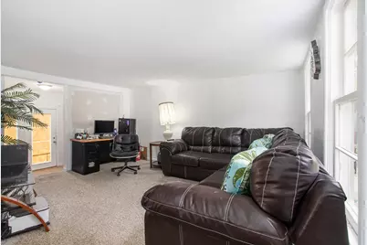 196 N Gardner Avenue, Battle Creek, MI 49037 - Photo 7