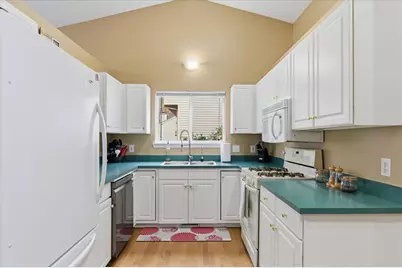 1623 Andover Boulevard, Howell, MI 48843 - Photo 13