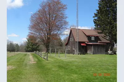 640 Oak Avenue, White Cloud, MI 49349 - Photo 7