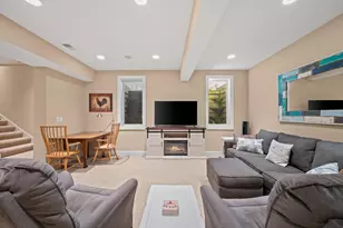 154 Grand Blvd, Benton Harbor, MI 49022 - Photo 51