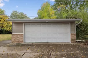 29484 Spring Hill Dr, Southfield, MI 48076 - Photo 37
