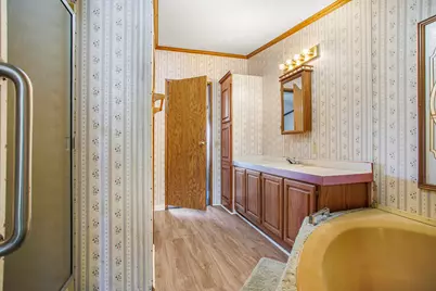 23240 26 Mile Road, Olivet, MI 49076 - Photo 11