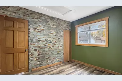 825 Walnut Street, Cadillac, MI 49601 - Photo 17