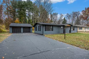 6165 N Shore Dr, Coloma, MI 49038 - Photo 1