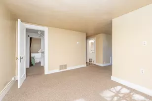 543 N Berkley St, Kalamazoo, MI 49006 - Photo 5