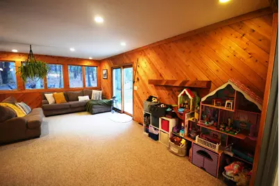 70631 Sunrise Drive, Edwardsburg, MI 49112 - Photo 17