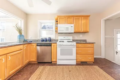 1215 Prescott Avenue, Ann Arbor, MI 48103 - Photo 11