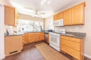 1215 Prescott Ave, Ann Arbor, MI 48103 - Photo 9