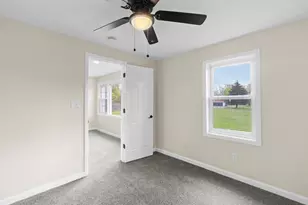 24118 Martinsville Rd, Belleville, MI 48111 - Photo 15