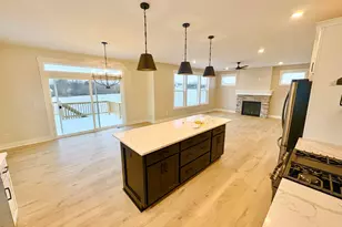 8318 Kettle Hill Ct SE, Alto, MI 49302 - Photo 5