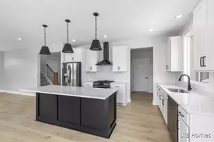 8318 Kettle Hill Ct SE, Alto, MI 49302 - Photo 9