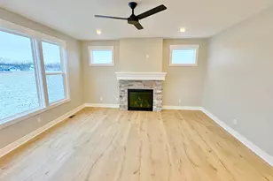 8318 Kettle Hill Ct SE, Alto, MI 49302 - Photo 7