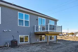 11913 Smithfield Dr, Holland, MI 49424 - Photo 53