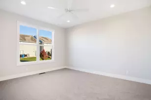 11913 Smithfield Dr, Holland, MI 49424 - Photo 27