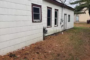 216 S Warren Ave, Big Rapids, MI 49307 - Photo 15