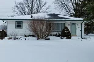 409 Weeks Ave, Battle Creek, MI 49015 - Photo 3