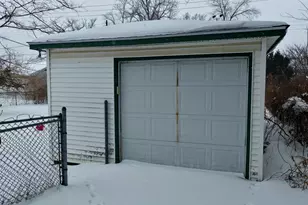 409 Weeks Ave, Battle Creek, MI 49015 - Photo 5