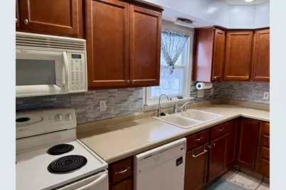 409 Weeks Avenue, Battle Creek, MI 49015 - Photo 13