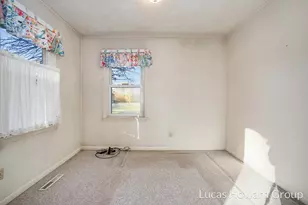 8639 N 27th St, Richland, MI 49083 - Photo 11