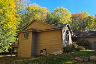 8632 W Blanchard Rd, Blanchard, MI 49310 - Photo 47