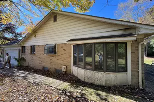 5218 Cherokee Ct, Troy, MI 48098 - Photo 11