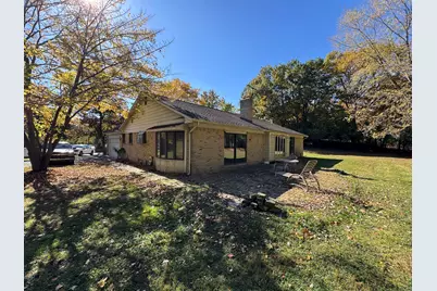 5218 Cherokee Court, Troy, MI 48098 - Photo 3