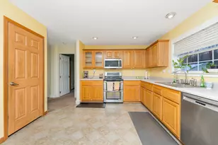 815 7th St, Plainwell, MI 49080 - Photo 9