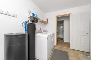 815 7th St, Plainwell, MI 49080 - Photo 27