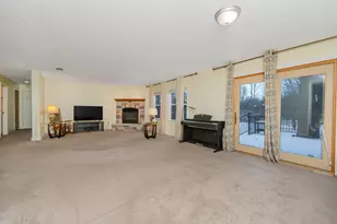 815 7th St, Plainwell, MI 49080 - Photo 3