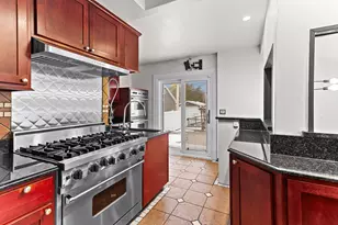 38 Riverside Dr, Mount Clemens, MI 48043 - Photo 31