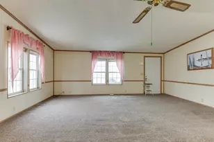 210 St Ives N, Lansing, MI 48906 - Photo 3