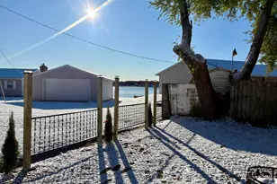 460 Hazel Ct, Muskegon, MI 49442 - Photo 13