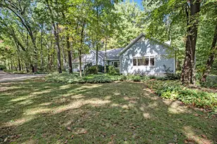 9453 Whispering Pines Dr, Saline, MI 48176 - Photo 37