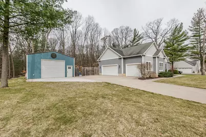 6691 E Point Drive, Fruitport, MI 49415 - Photo 59