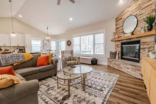 6691 E Point Dr, Fruitport, MI 49415 - Photo 7