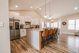 6691 E Point Dr, Fruitport, MI 49415 - Photo 21